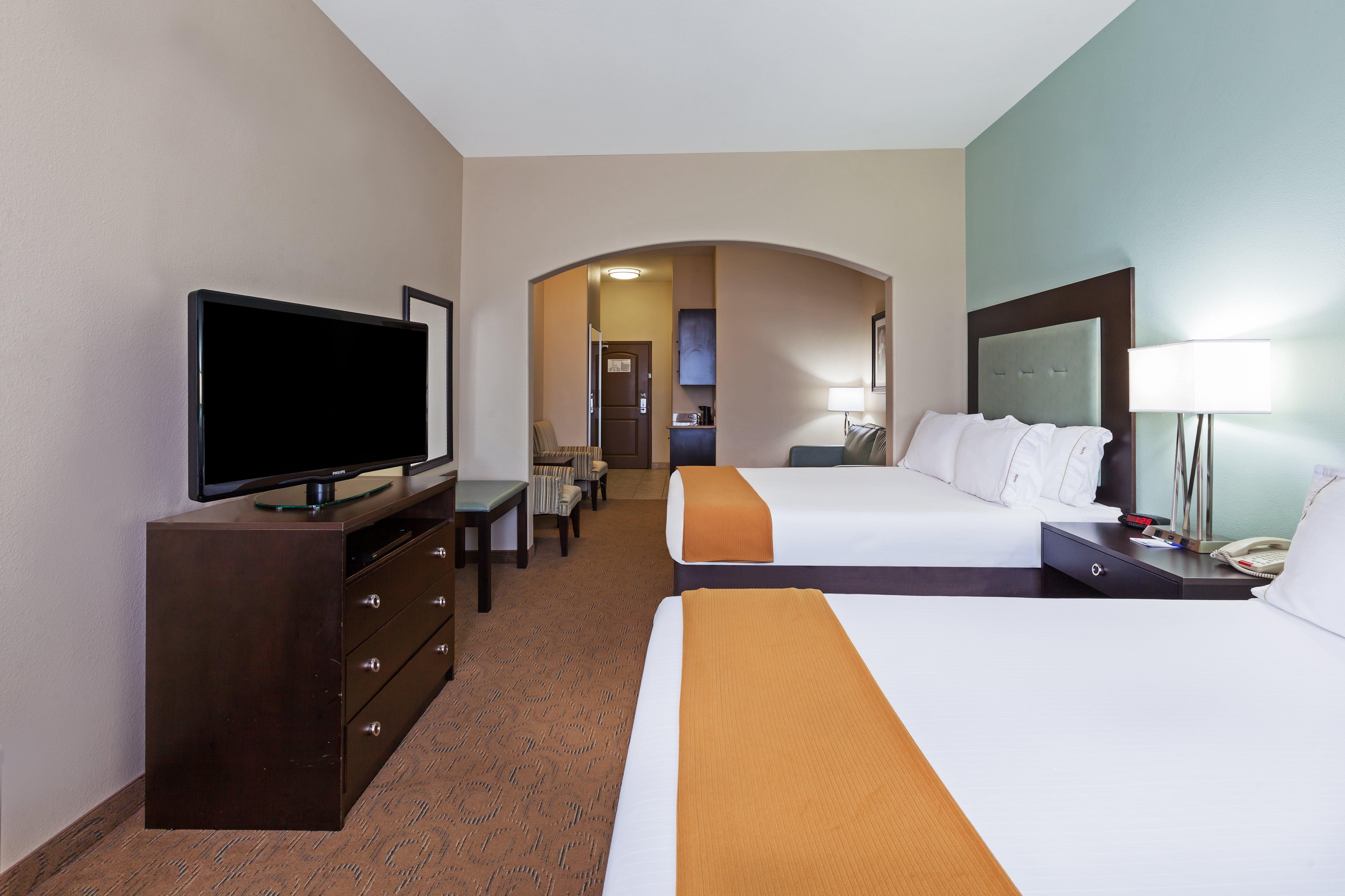 Holiday Inn Express & Suites Victoria, An Ihg Hotel Exterior photo